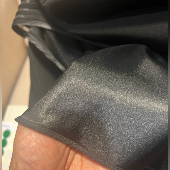 Tahari by Arthur Levine size 6 black cutout A-Line dress - Picture 9 of 11